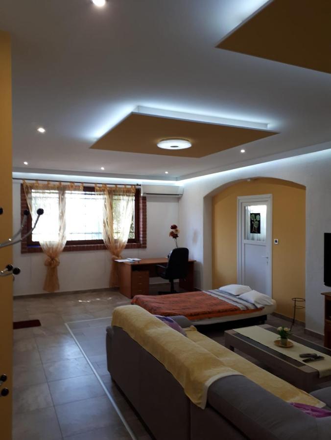 Apartman Rosemary Rijeka Exterior photo