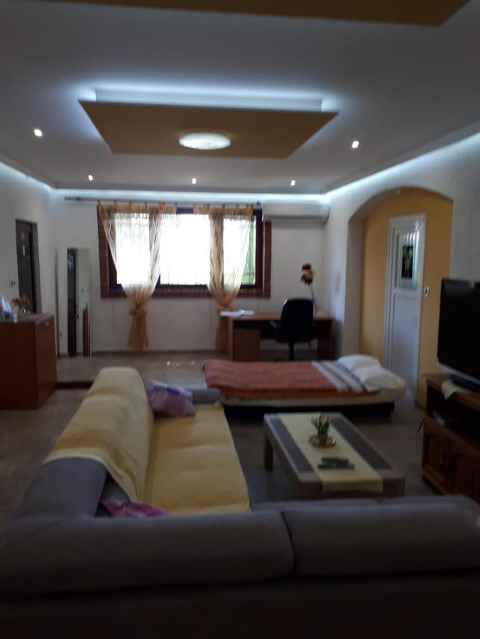 Apartman Rosemary Rijeka Exterior photo